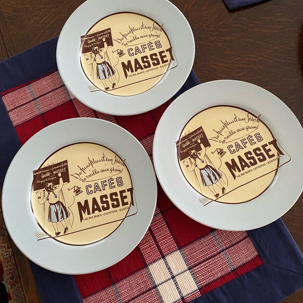 Set of (3) Rosanna China dessert plates with French pattern